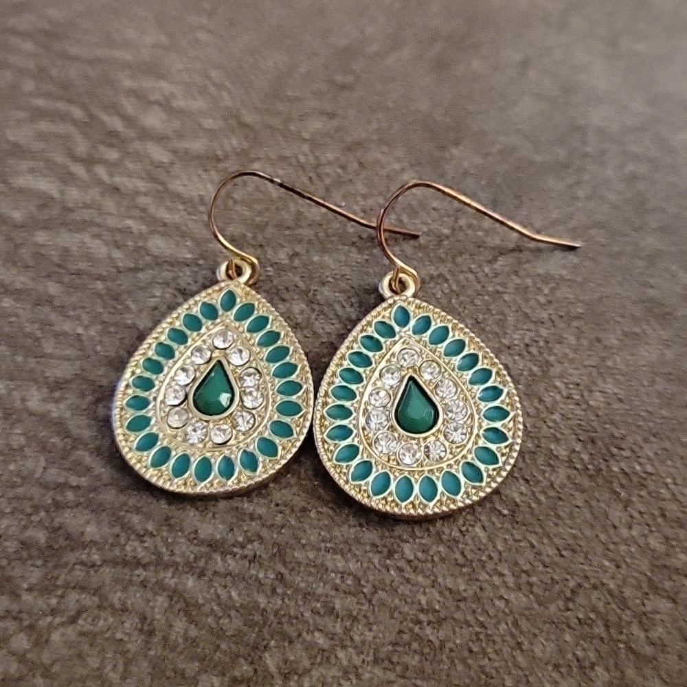 3/$30 Emerald Rhinestone Byzatine Teardrop Dangle Hook Earrings - Picture 2 of 6
